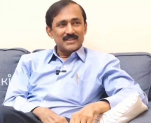 விஜய் முதலில் மன்னிப்பு கேட்கட்டும்: 5 கேள்விகளை எழுப்பி பொன்ராஜ் பதிலடி!