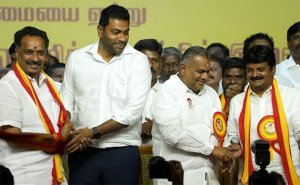 இபிஎஸ் தலைமையில் அதிமுக தள்ளாடுகிறது: தவெகவில் இணைந்த விஜய பாஸ்கர் பேட்டி